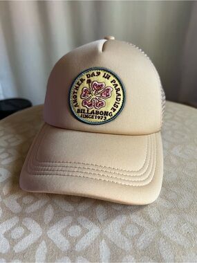 Billabong Grandpa Trucker Hat (Women’s)